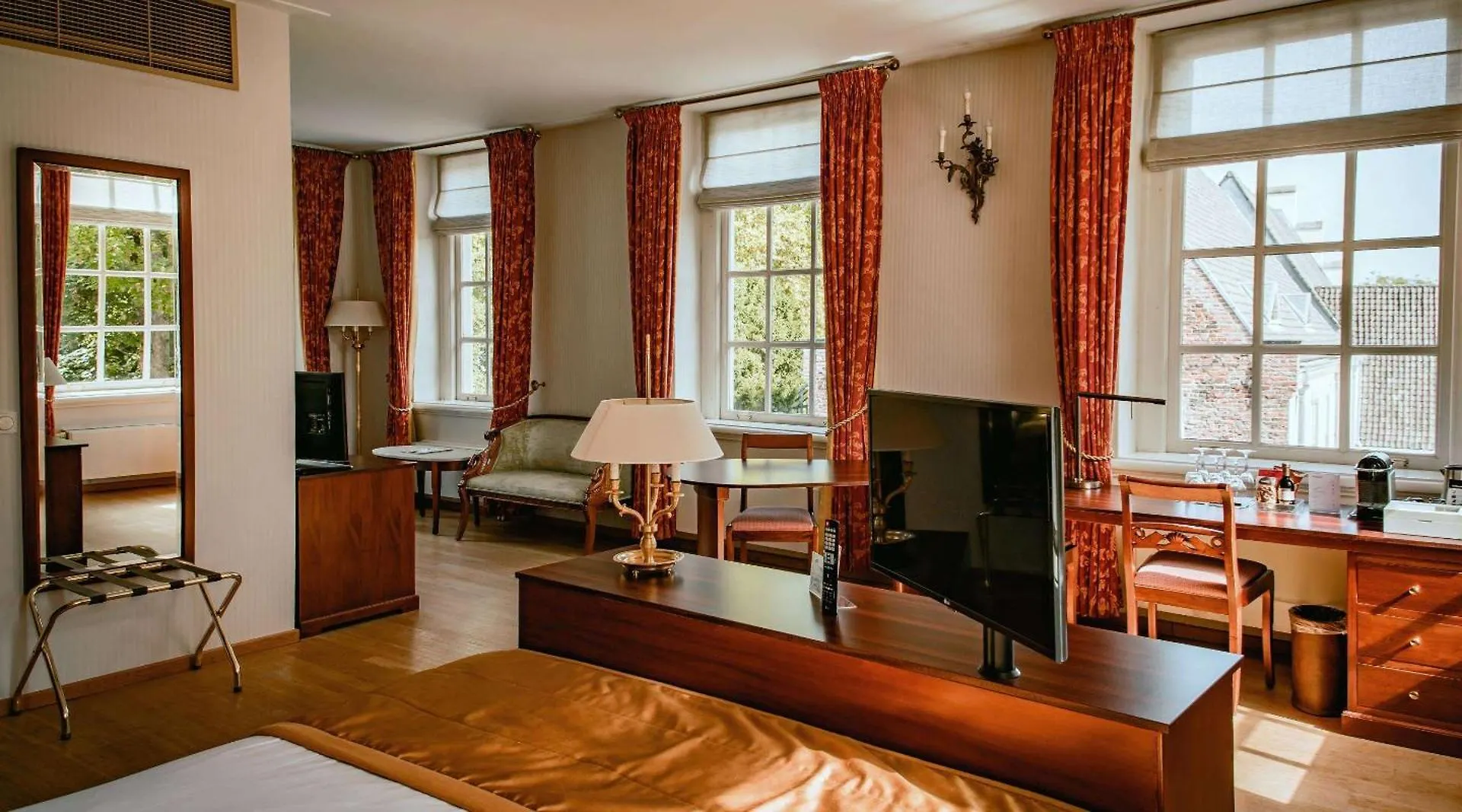 אוטרכט Grand Hotel Karel V